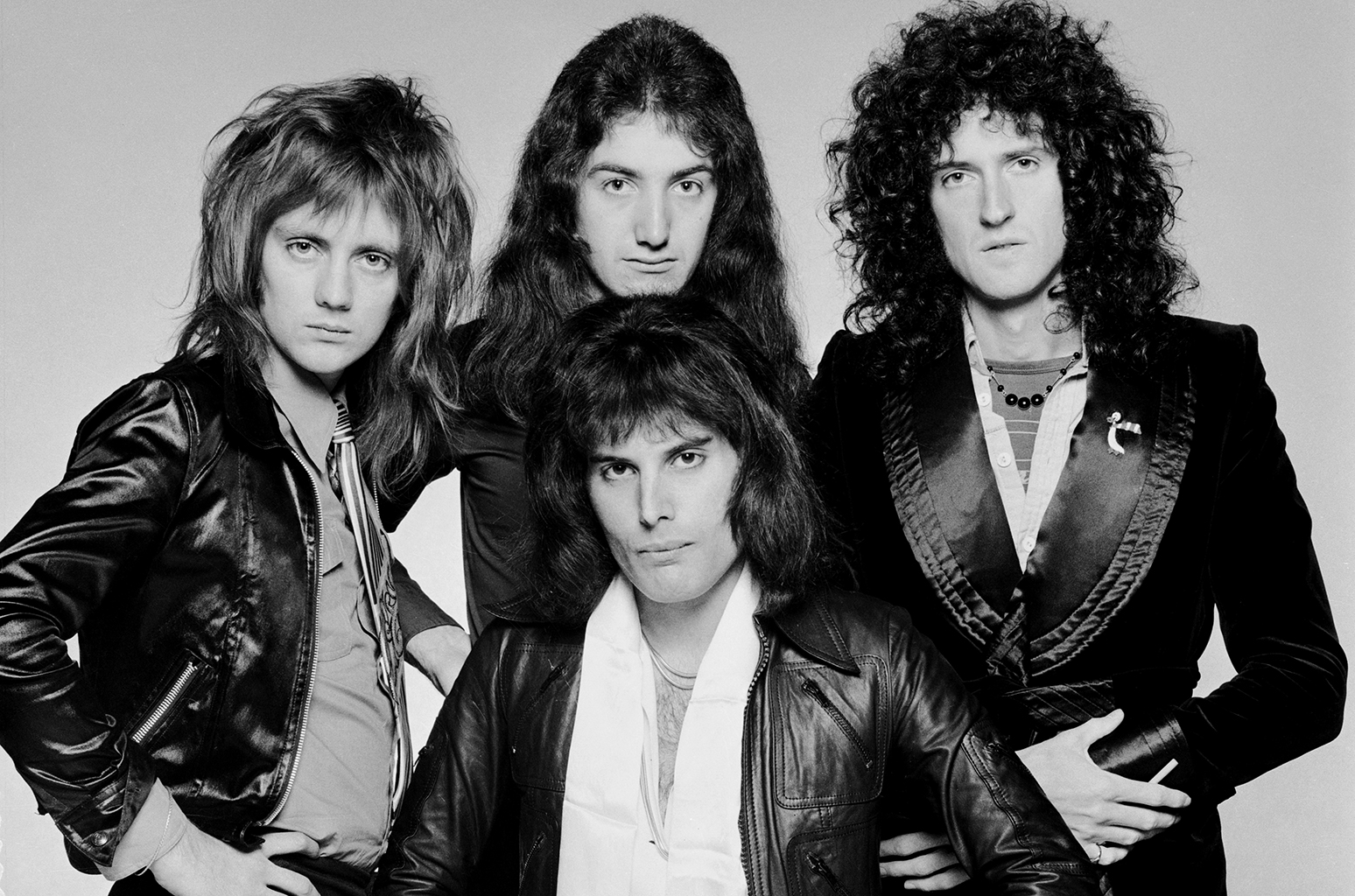 queen-portrait-circa-1975-billboard-1548