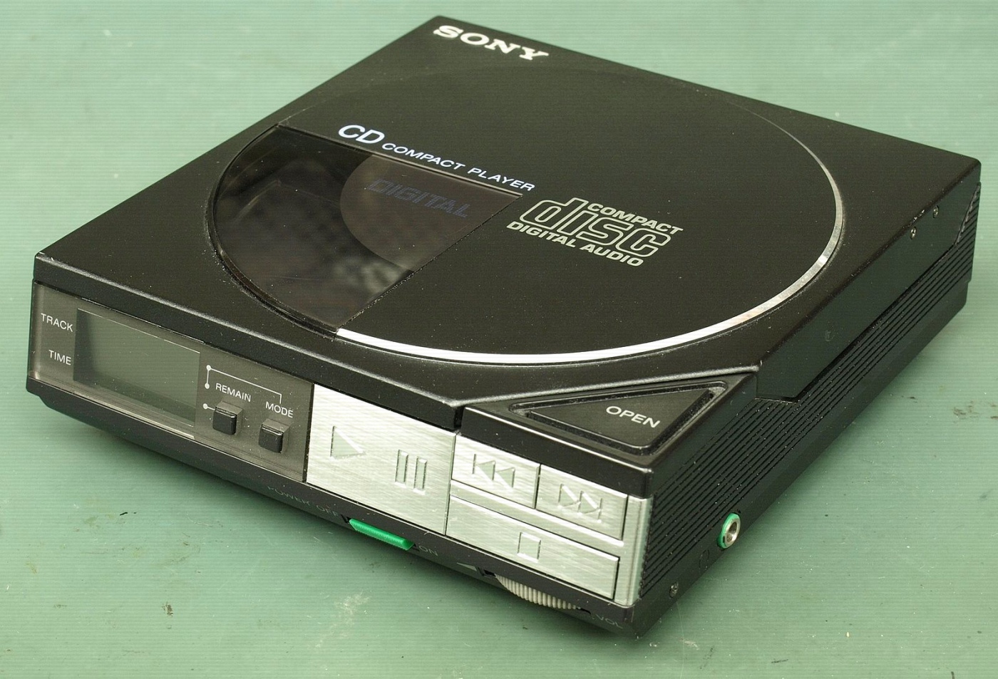 Sony_D50_Discman_