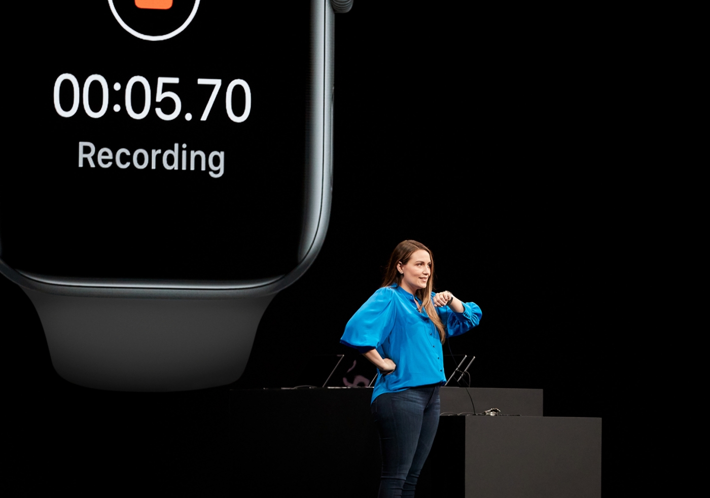 wwdcApple-highlights-from-wwdc19-Haley-Allen-demo-voice-recording-on-watchOS6-06032019