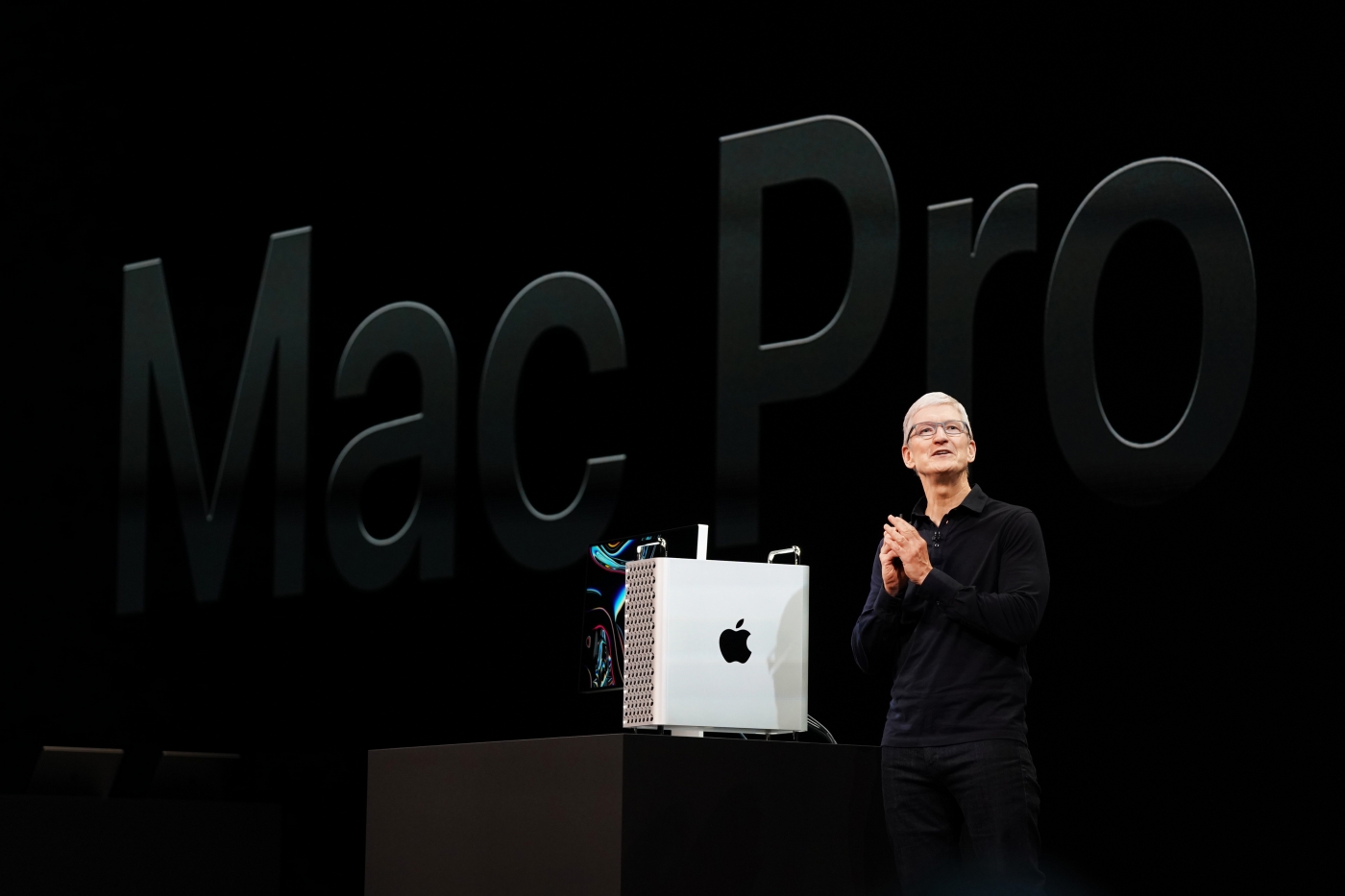 wwdcApple-highlights-from-wwdc19-Tim-Cook-with-new-Mac-Pro-and-Pro-Display-06032019