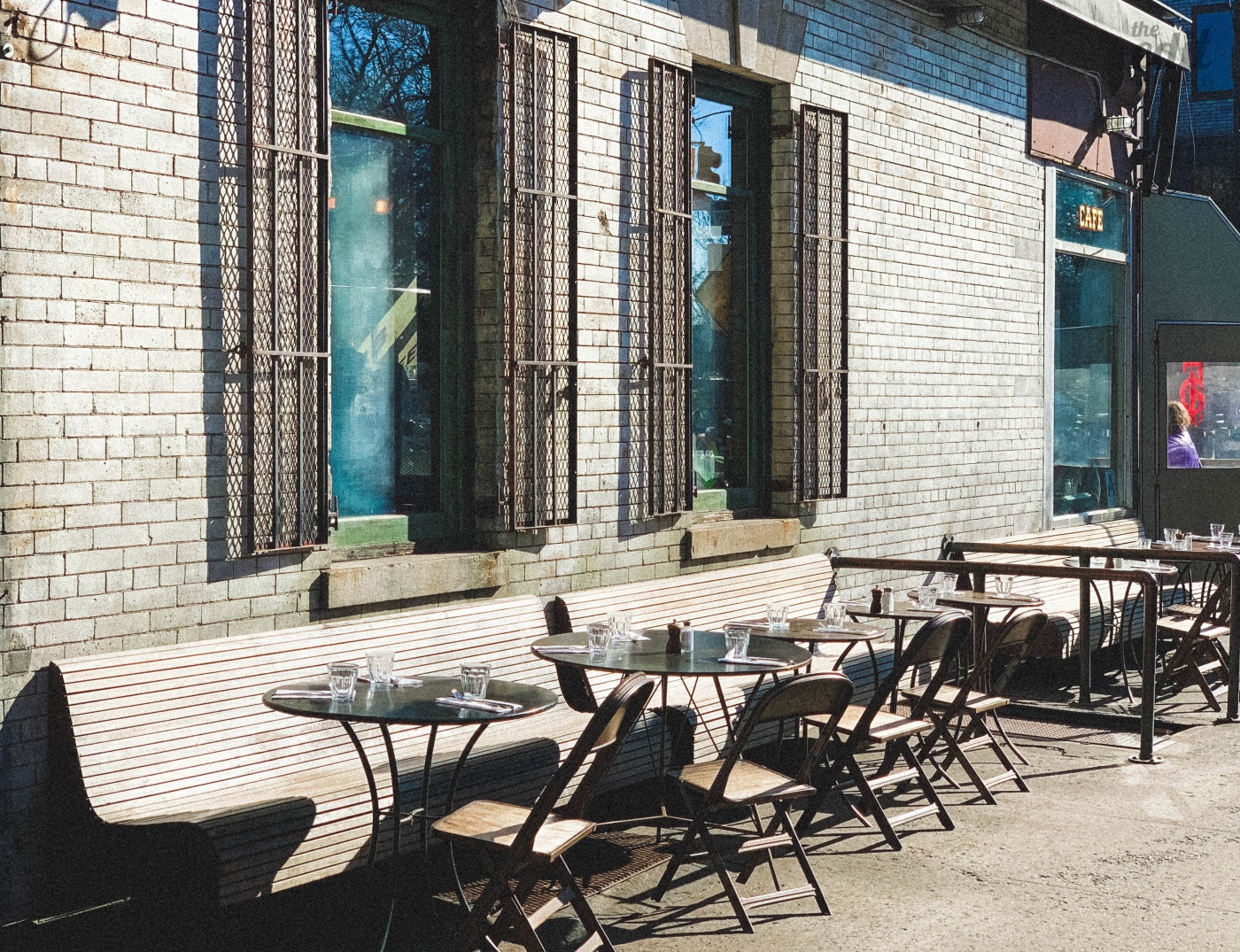 1400_retouched_newyork_cafe_-12