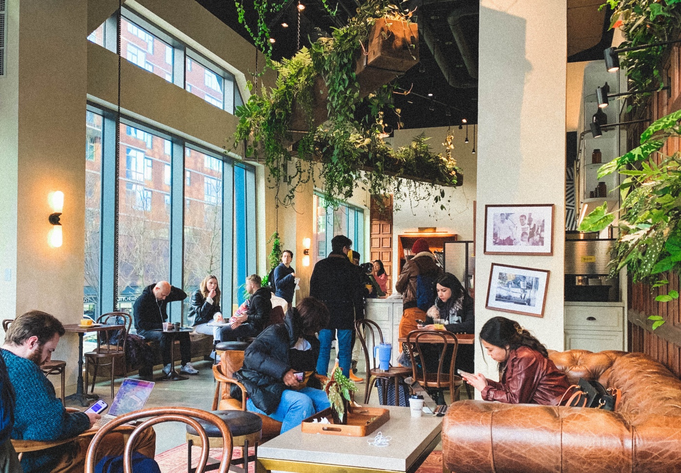 1400_retouched_newyork_cafe_-15